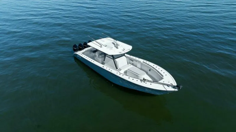 Slide: The Image of 2021 Yellowfin 39 Center Console - 5356593