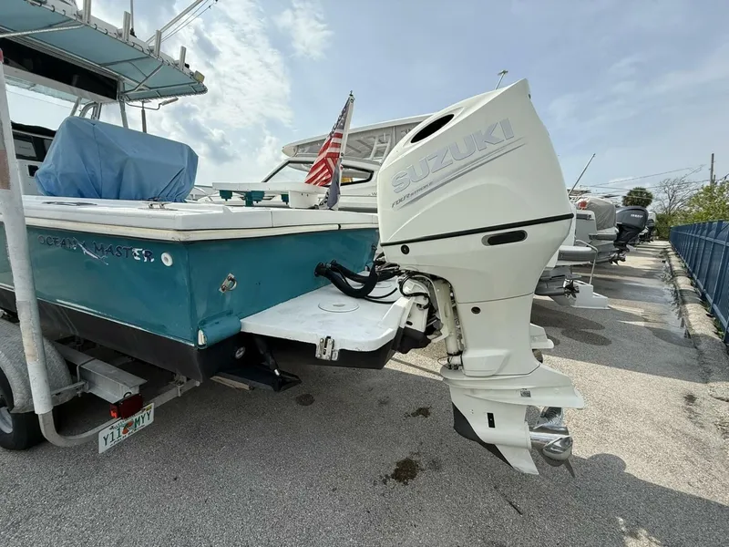 Slide: The Image of Ocean Master 27 - Engines 1997 Ocean Master 27' - 5357212