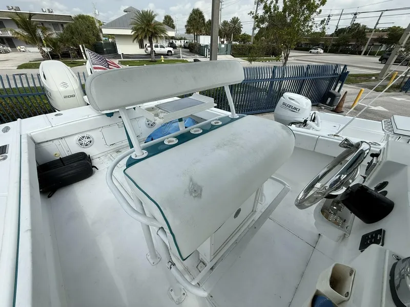 Slide: The Image of Ocean Master 27 - Helm 1997 Ocean Master 27' - 5357211