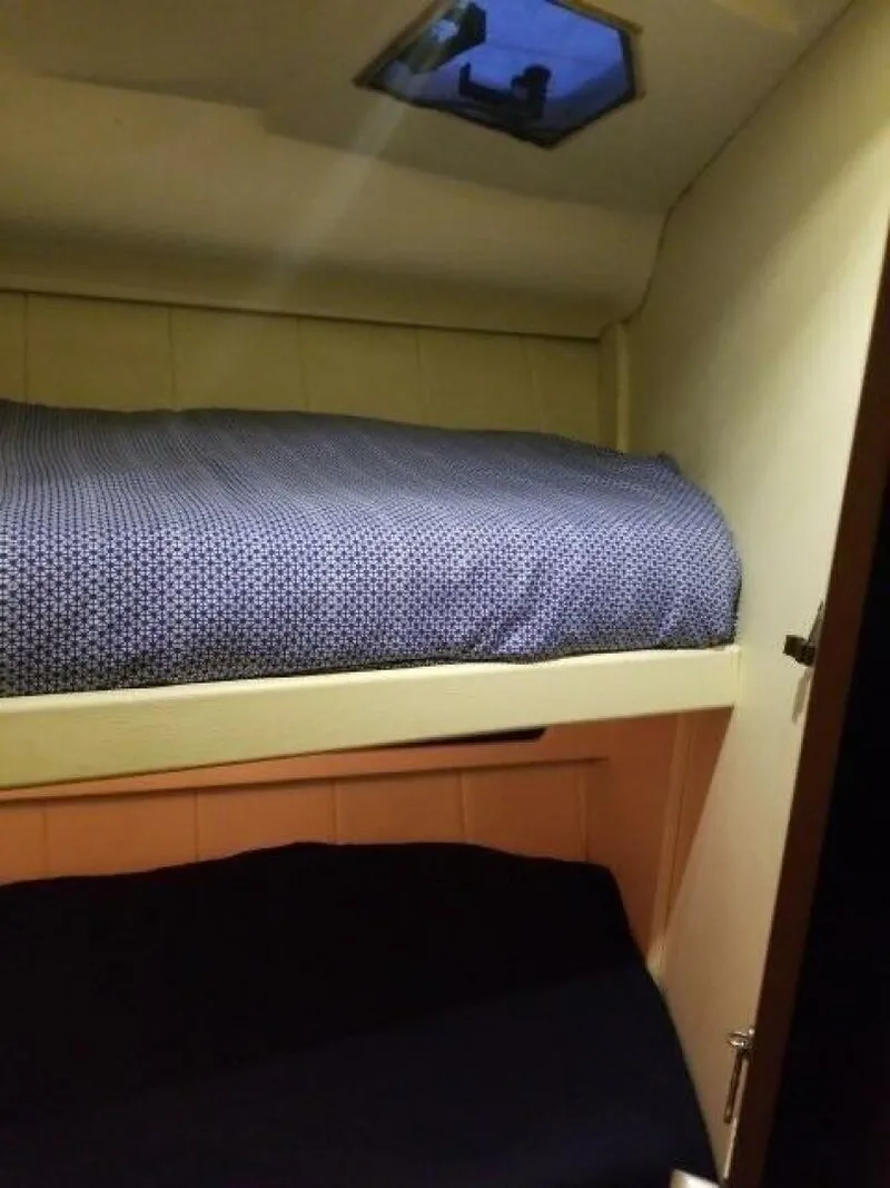 Slide: The Image of Mainship 40 Sedan Bridge 1993 - 5357312