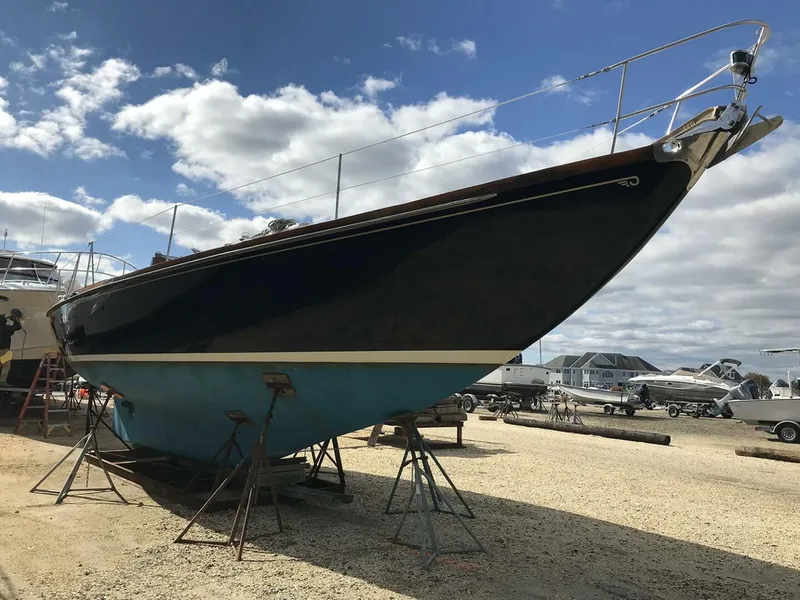 Slide: The Image of Hinckley Yachts Bermuda 40 Yawl 1968 - 5357895