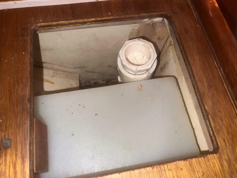 Slide: The Image of Water Tank - 5357893