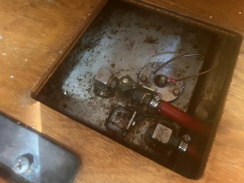 Slide: The Image of Fuel Tank - 5357864