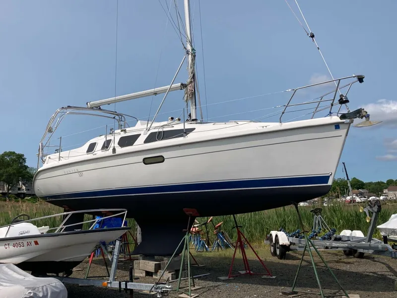 The Image of Hunter 320 2000 - 5357848