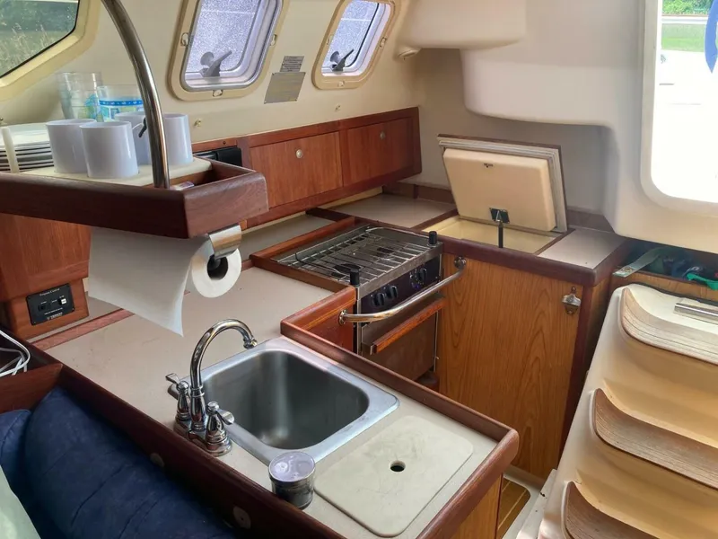 Slide: The Image of Hunter 320 2000 - 5360544