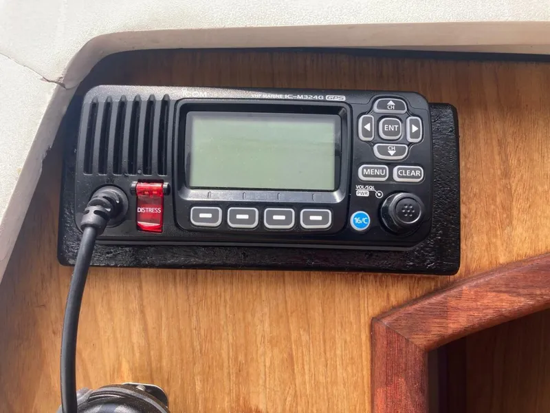 Slide: The Image of Hunter 320 2000 - 5360548