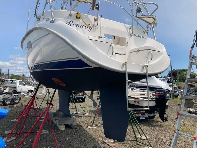 Slide: The Image of Hunter 320 2000 - 5360533