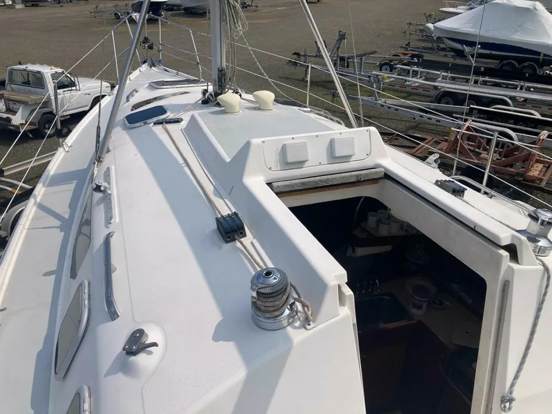 Slide: The Image of Hunter 320 2000 - 5360535