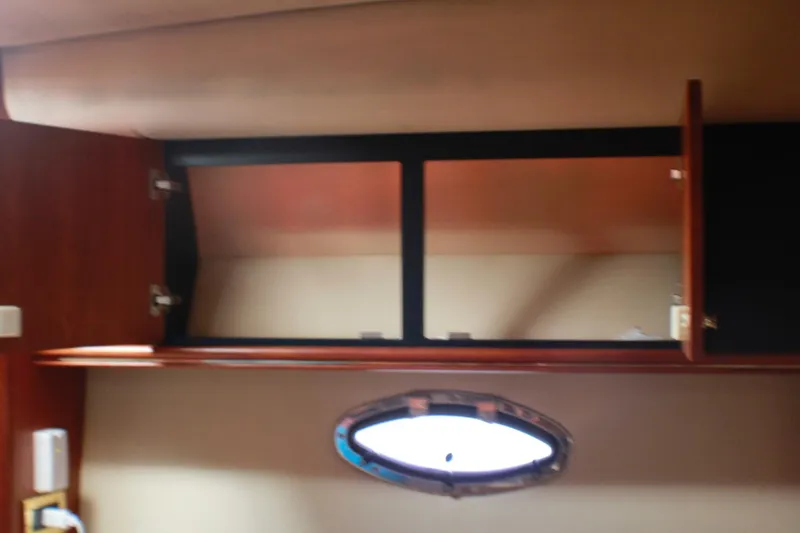 Slide: The Image of Cruisers 3672 Express 2002 - 5381115