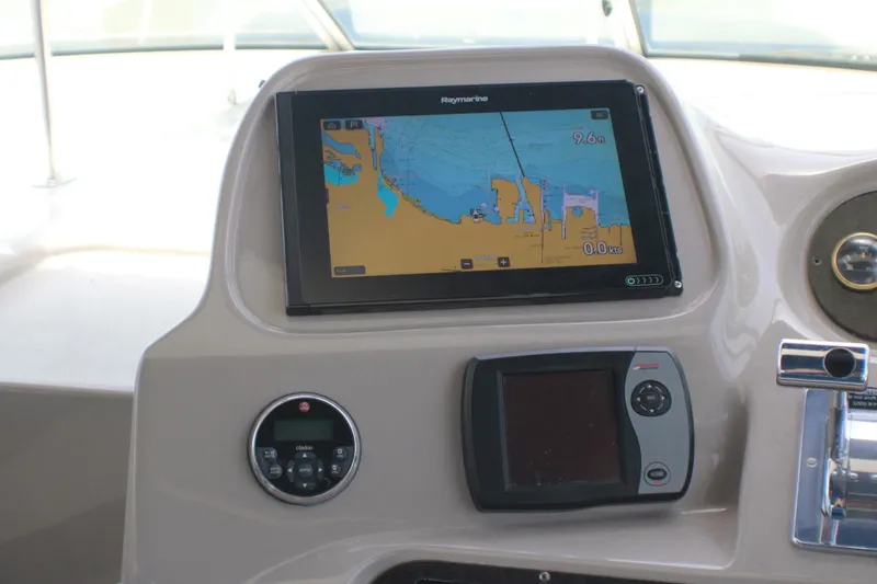 Slide: The Image of Cruisers Yachts 3672 Express 2002 - 5381094