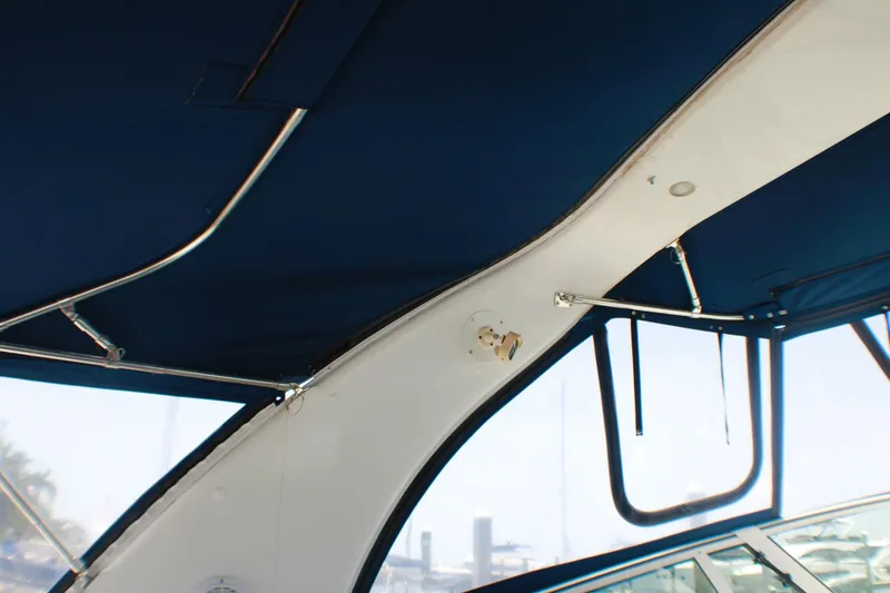 Slide: The Image of Cruisers Yachts 3672 Express 2002 - 5379821