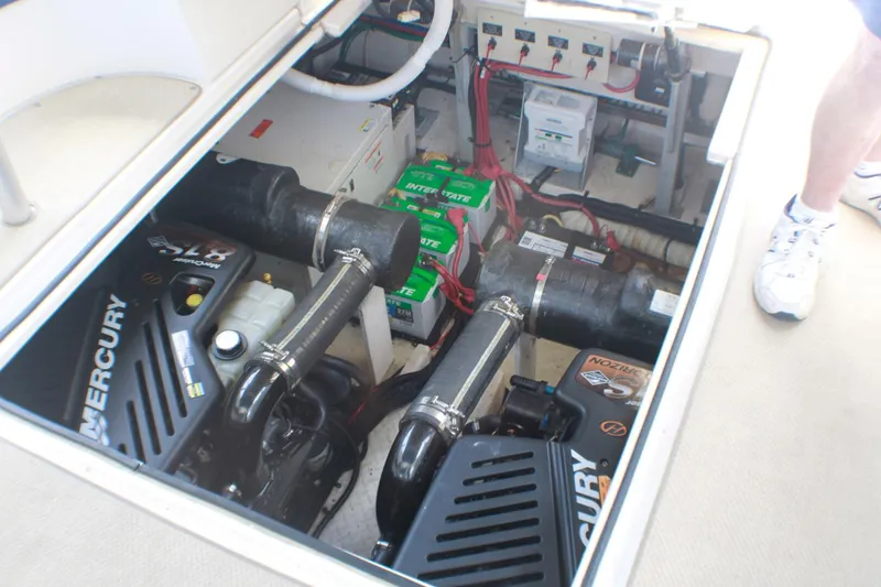 Slide: The Image of Cruisers Yachts 3672 Express 2002 - 5382336