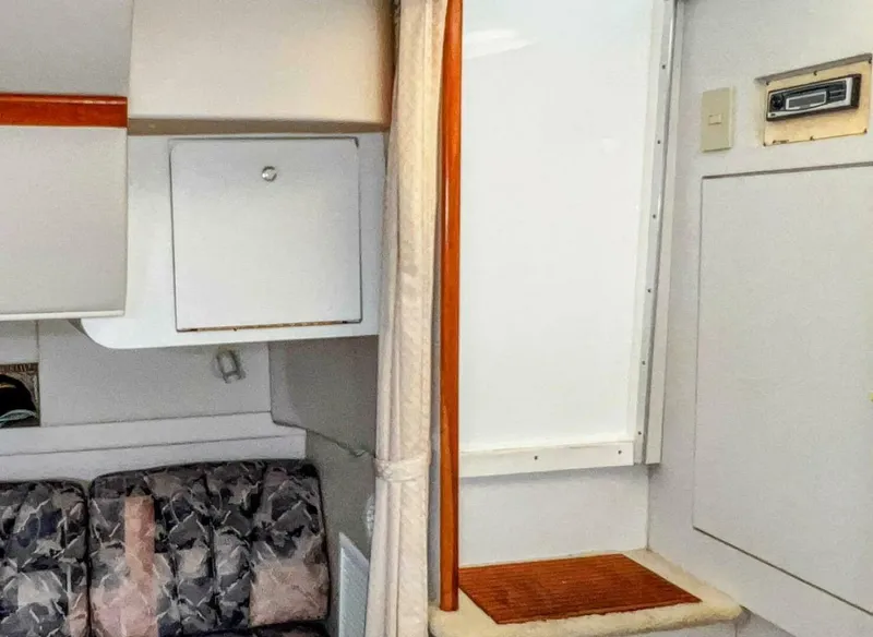 Slide: The Image of Cruisers 3575 Esprit 1998 - 5359670