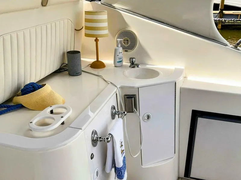 Slide: The Image of Cruisers Yachts 3575 Esprit 1998 - 5359651