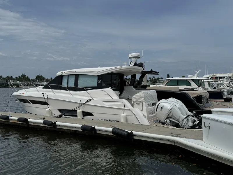 Slide: The Image of Regal 38 XO 2024 - 5359948