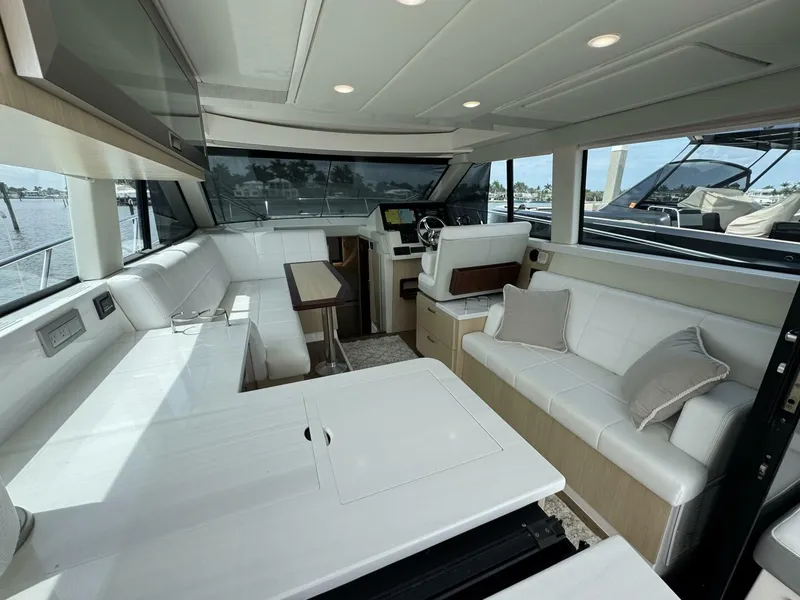 Slide: The Image of Regal 38 XO 2024 - 5359975