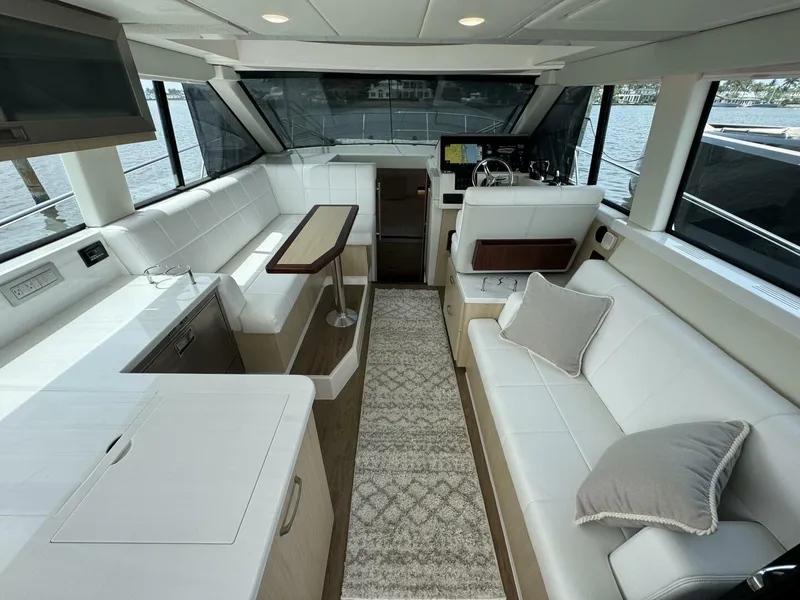 Slide: The Image of Regal 38 XO 2024 - 5359977