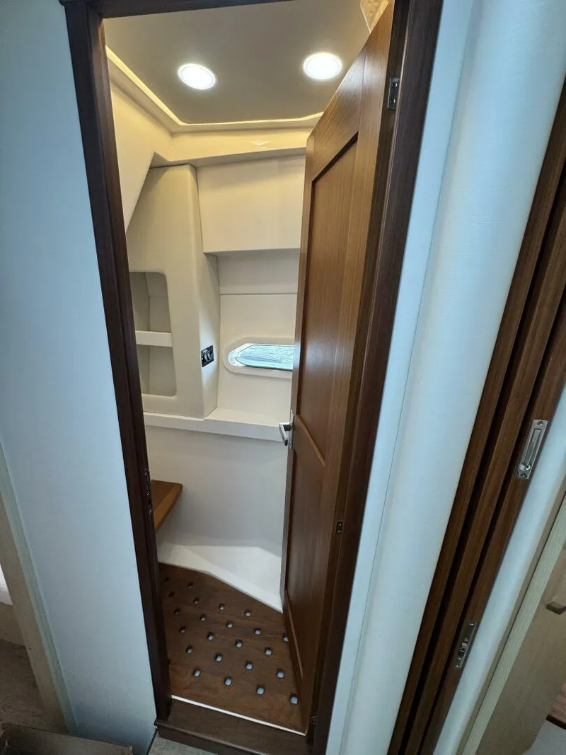 Slide: The Image of Regal 38 XO 2024 - 5360002