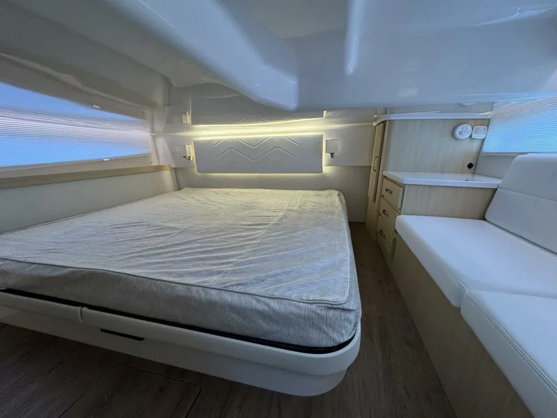 Slide: The Image of Regal 38 XO 2024 - 5360005