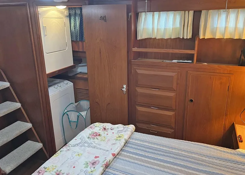 Slide: The Image of DeFever Tri-Cabin 1987 - 5361665