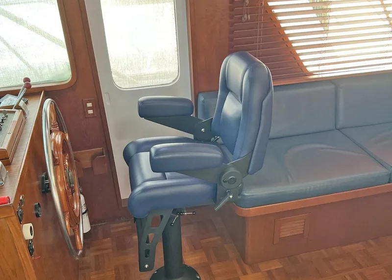 Slide: The Image of DeFever Tri-Cabin 1987 - 5361636