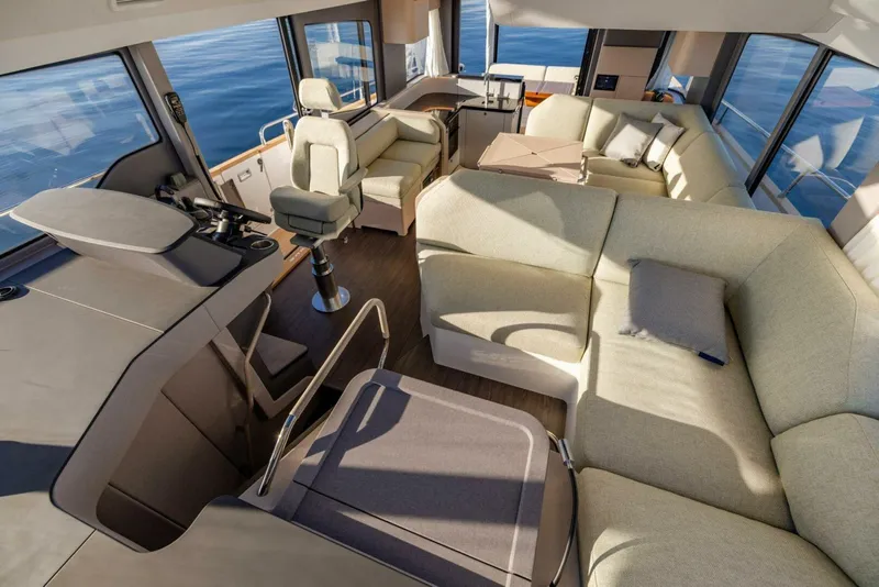 Slide: The Image of Nimbus 495 Flybridge 2027 - 5361579