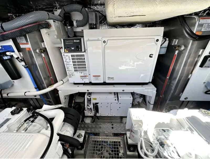Slide: The Image of Prestige 59 Fly 2022 - 5362144
