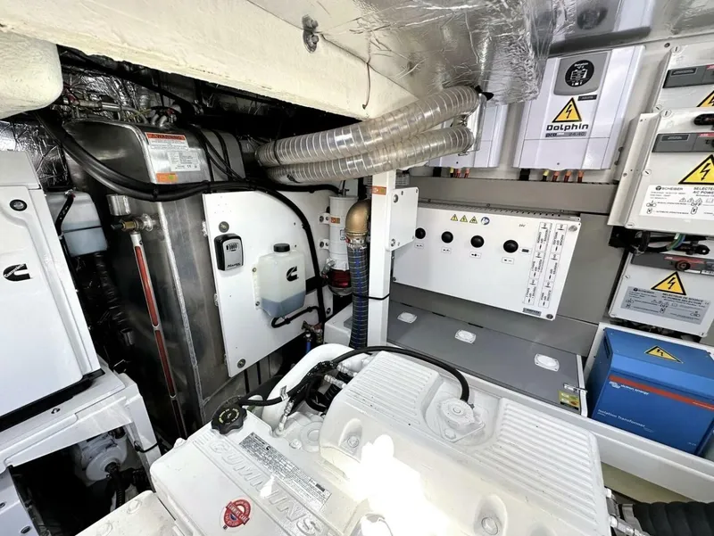 Slide: The Image of Prestige 59 Fly 2022 - 5362145