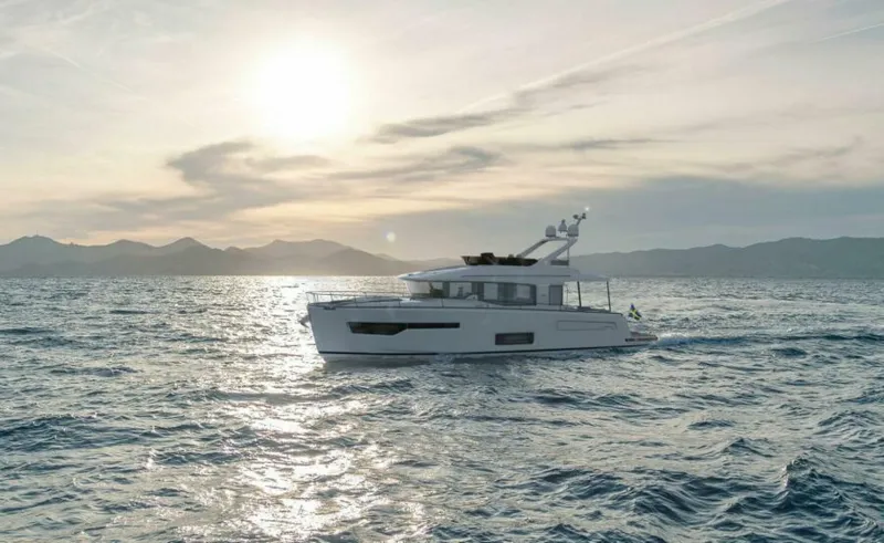 Slide: The Image of Nimbus 495 Flybridge 2025 - 5362269