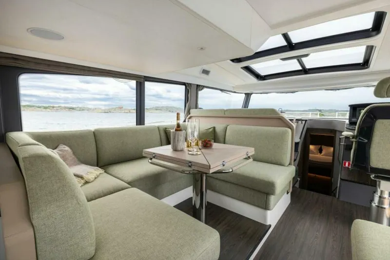 Slide: The Image of Nimbus 495 Flybridge 2027 - 5362260