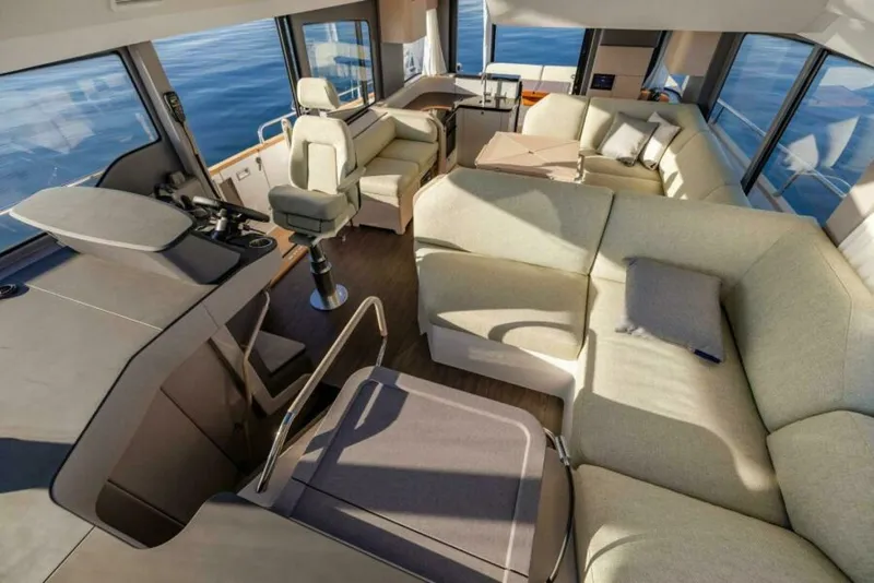 Slide: The Image of Nimbus 495 Flybridge 2027 - 5362630