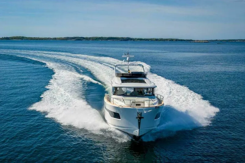 Slide: The Image of Nimbus 495 Flybridge 2027 - 5362648