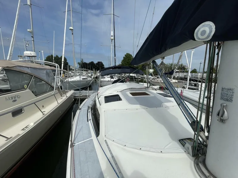 Slide: The Image of Hunter 36 Vision 1991 - 5407154