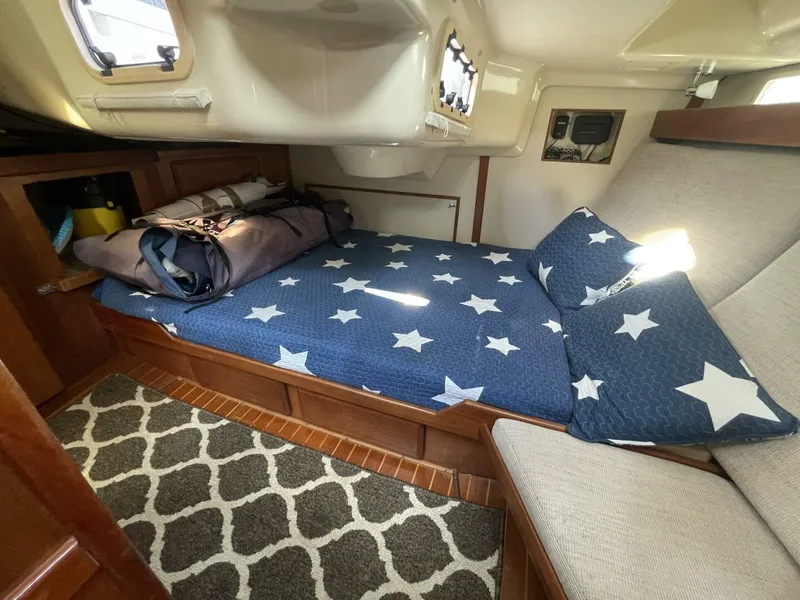 Slide: The Image of Hunter 36 Vision 1991 - 5475530