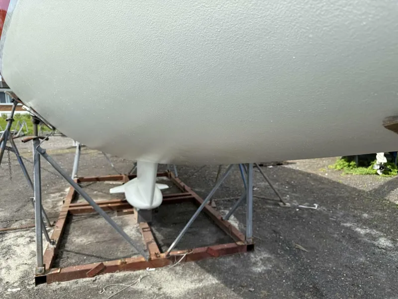 Slide: The Image of Hunter 36 Vision 1991 - 5386405