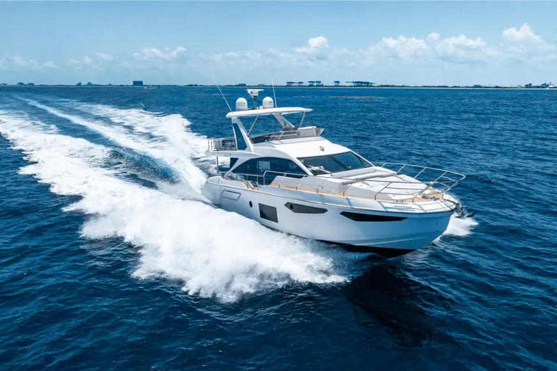Slide: The Image of Azimut 60 FLY 2024 - 5420341