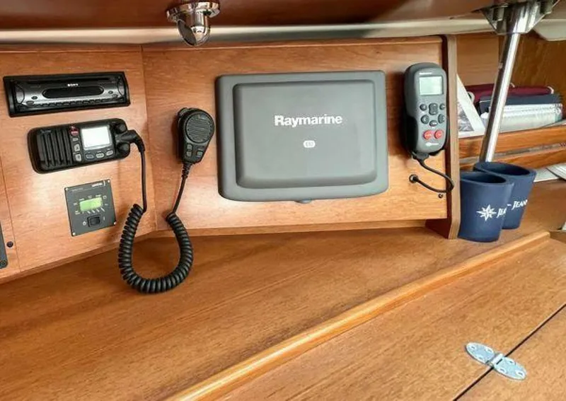 Slide: The Image of Jeanneau Sun Odyssey 43 DS 2005 - 5363495