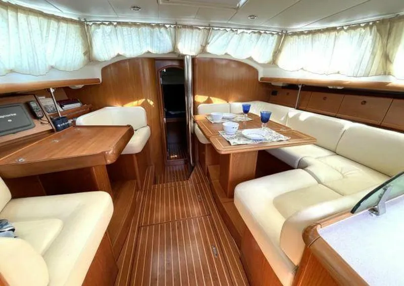 Slide: The Image of Jeanneau Sun Odyssey 43 DS 2005 - 5363490