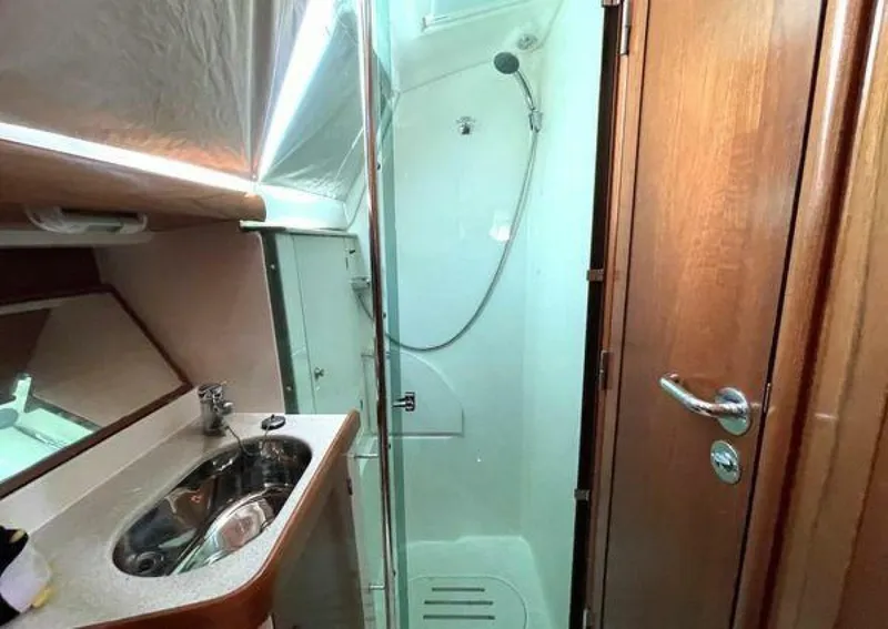 Slide: The Image of Jeanneau Sun Odyssey 43 DS 2005 - 5363494