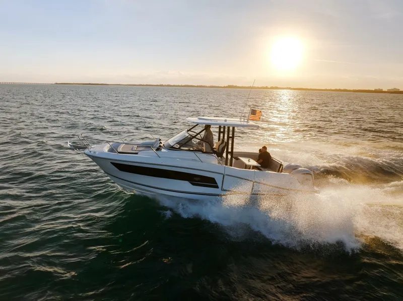 Slide: The Image of Jeanneau Leader 9.0 WA 2026 - 5363601