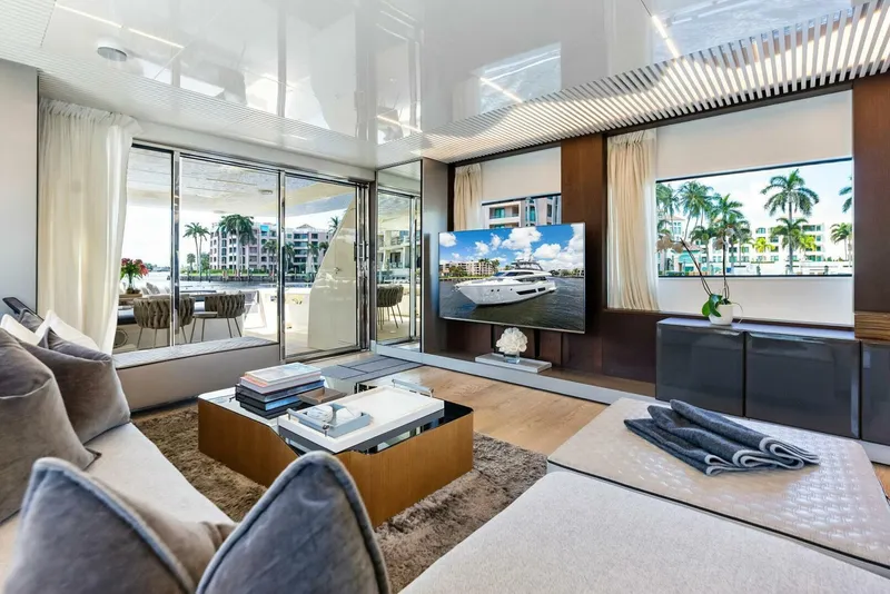 Slide: The Image of Ferretti Yachts Motoryacht 2018 - 5623329