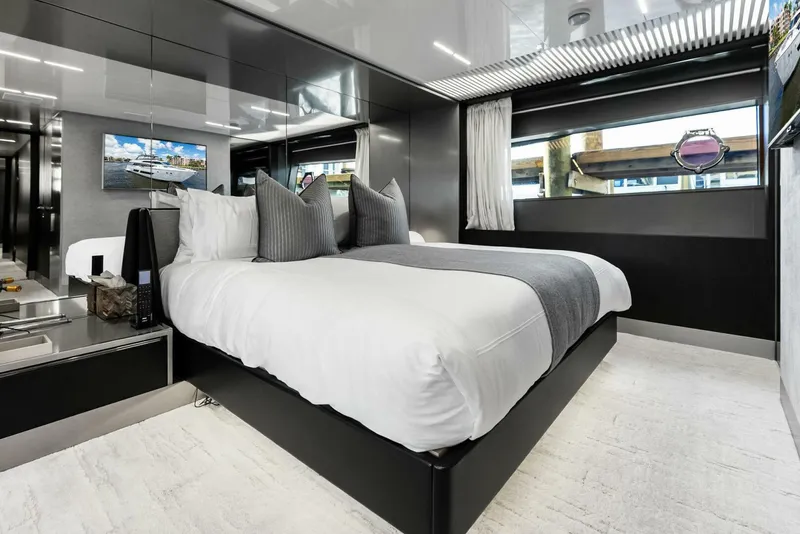 Slide: The Image of Ferretti Yachts Motoryacht 2018 - 5623348