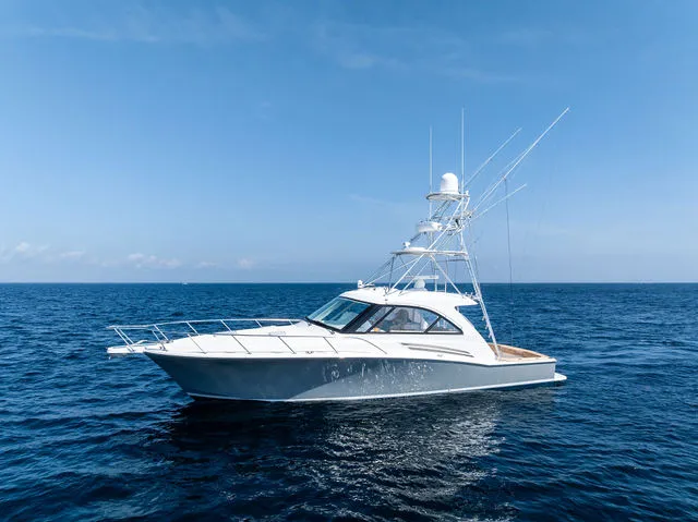 Slide: The Image of Hatteras 45 2016 - 101
