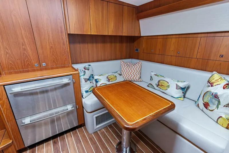 Slide: The Image of Hatteras 45 2016 - 5364308