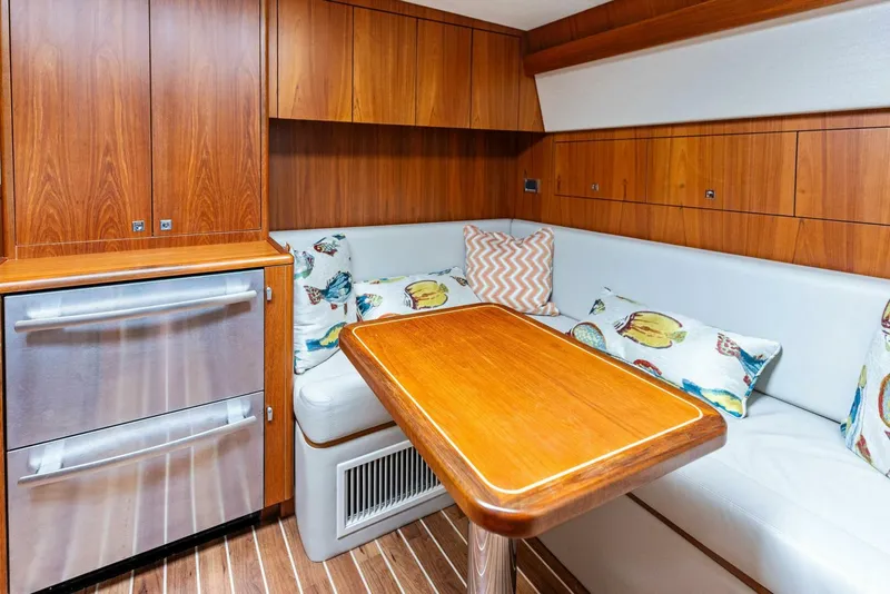 Slide: The Image of Hatteras 45 2016 - 5364314