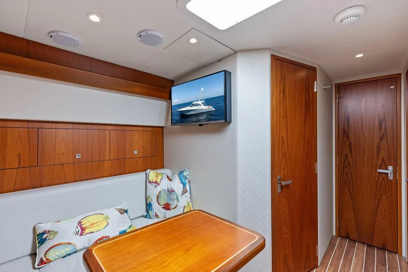 Slide: The Image of Hatteras 45 2016 - 5364315