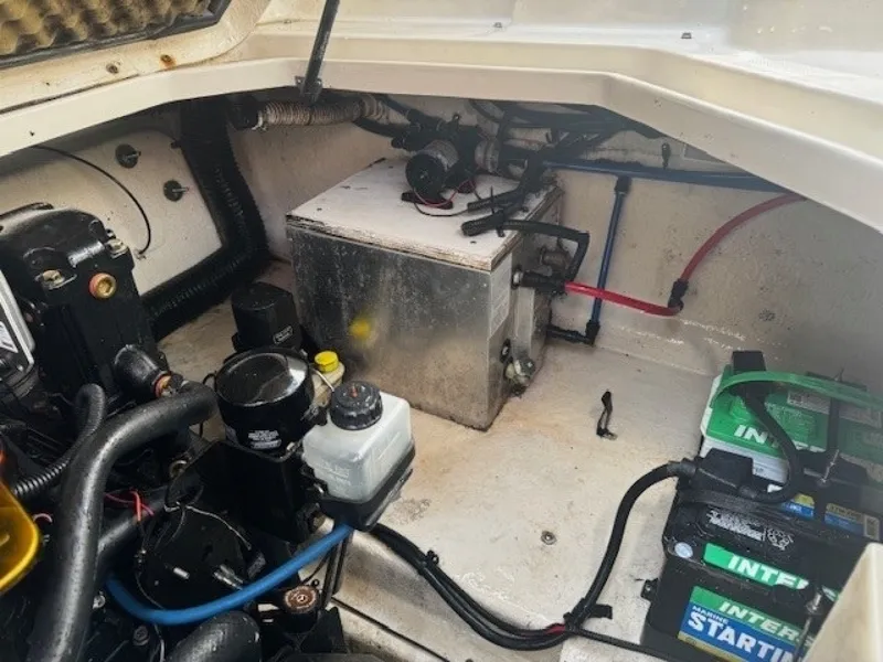 Slide: The Image of Sea Ray 240 Sundancer 2004 - 6015258