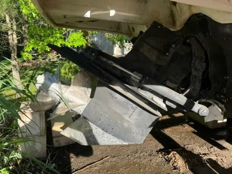 Slide: The Image of Sea Ray 240 Sundancer 2004 - 5364460