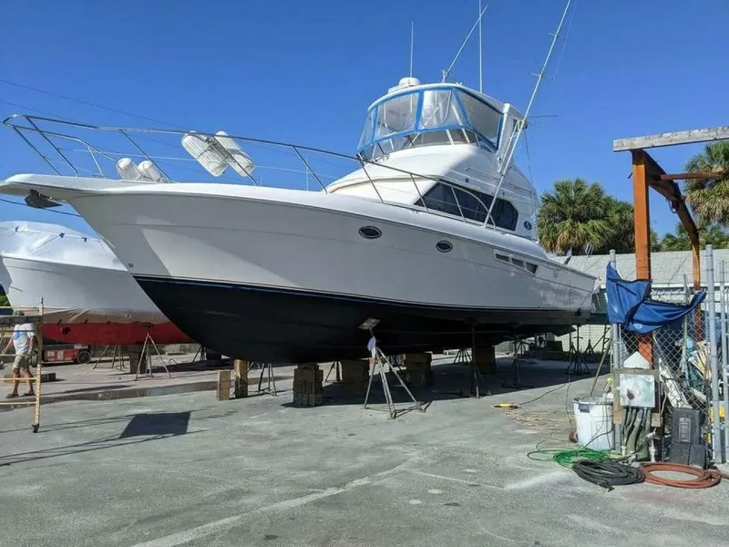 Slide: The Image of Silverton 42 Convertible 2001 - 5366818