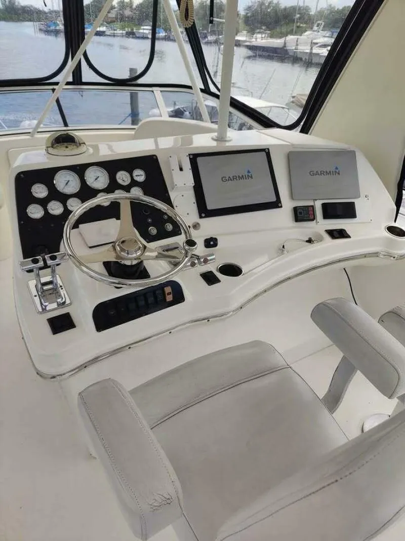 Slide: The Image of Silverton 42 Convertible 2001 - 5366812